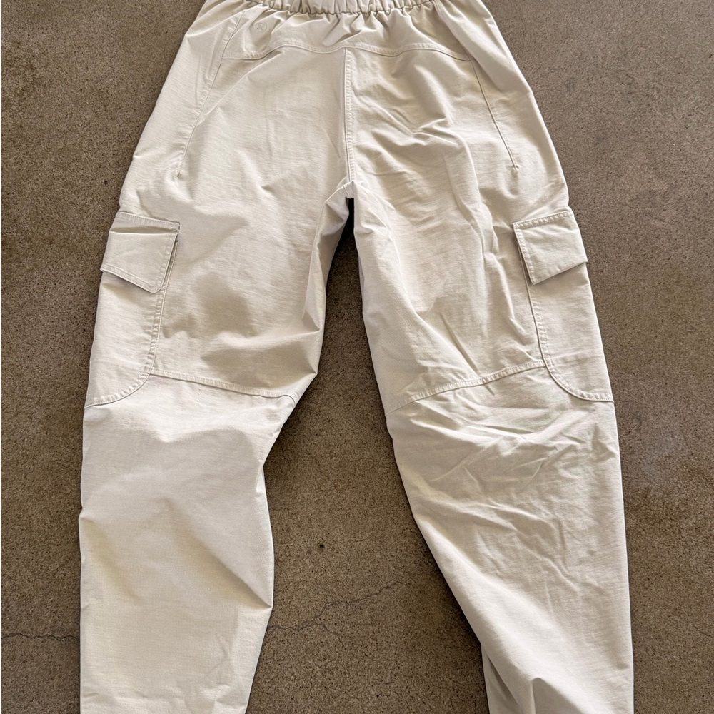 Lululemon Cargo Pants - Picture 3 of 4